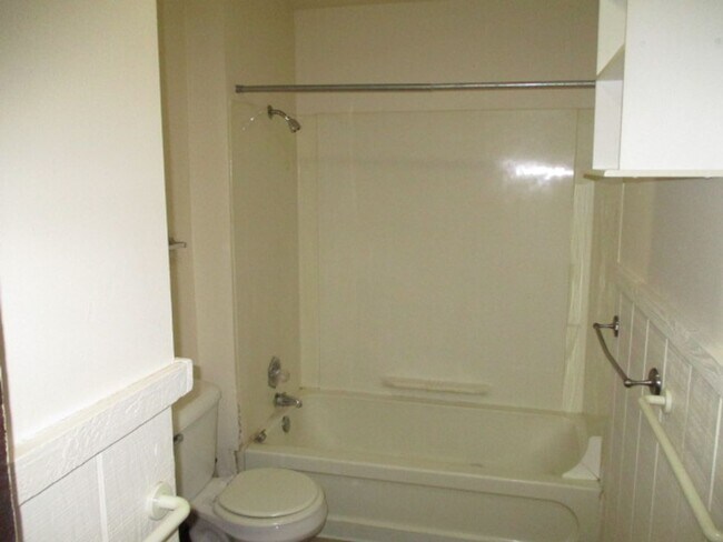 Photo - 137-139 W Gilman St Unit 139 -  #3