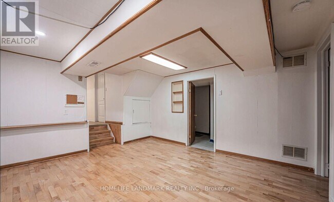 Photo - 2797 Windjammer Rd