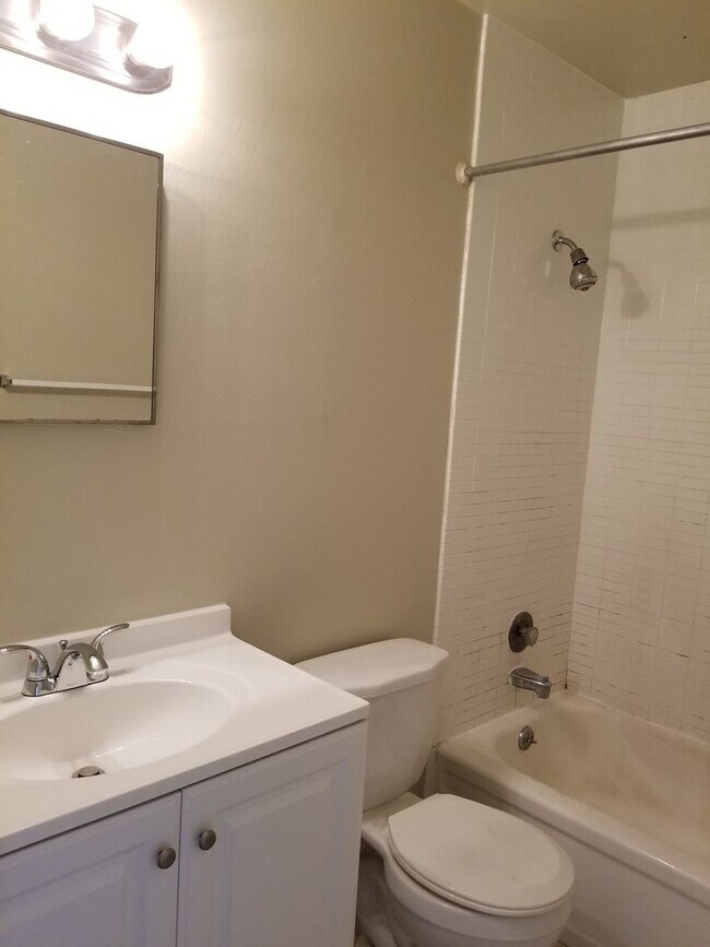Wimbledon Beauty! Rental House Rental in Lauderhill, FL