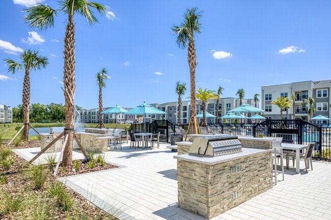 The Pointe at Davis Creek