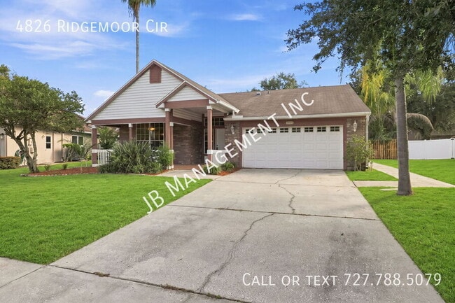 4826 Ridgemoor Cir