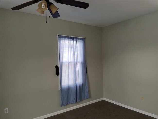 Photo - 30 S Main St Unidad 2