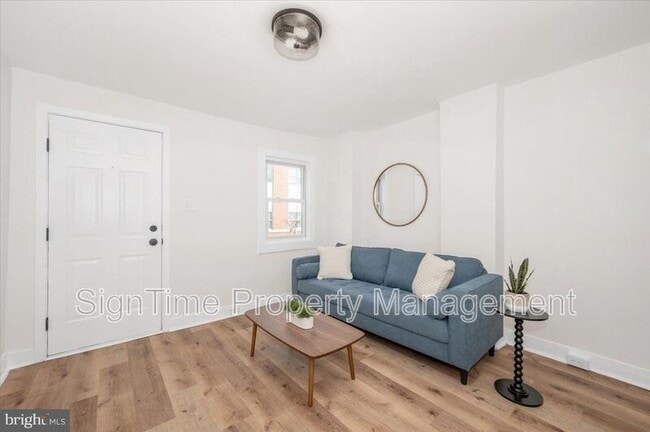 Photo - 138 E South St