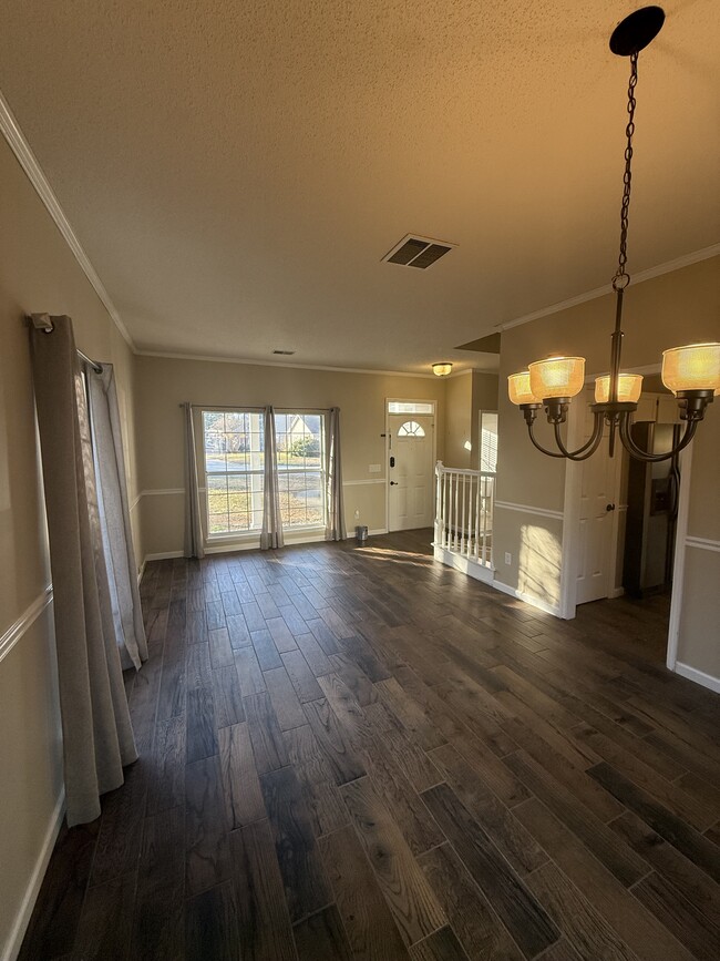 Photo - 8511 Stonebridge Dr