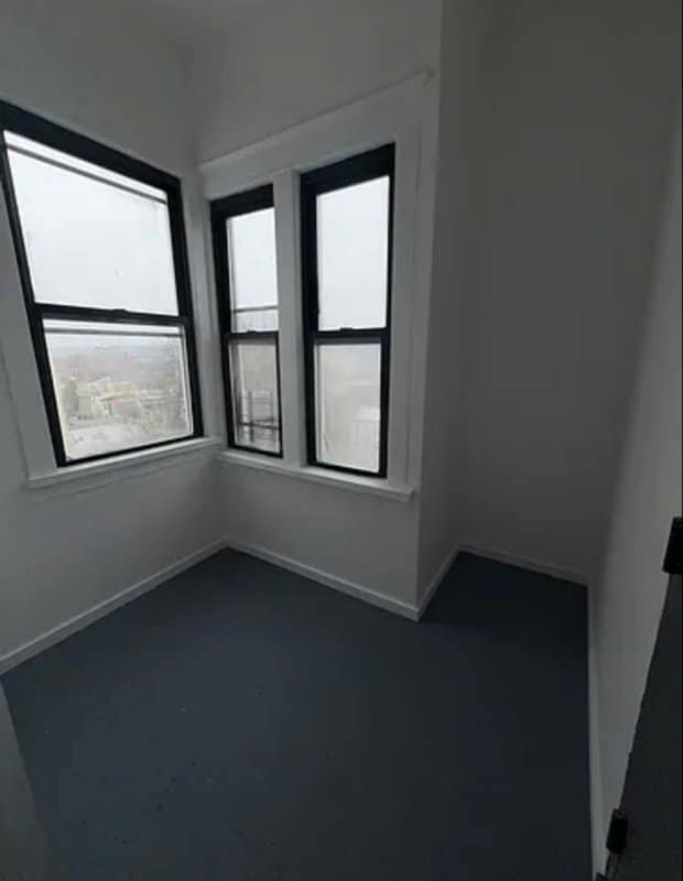 25 Riverview Pl Unit 2L