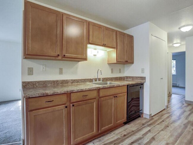 Photo - 14110 SW Allen Blvd Unit #:93