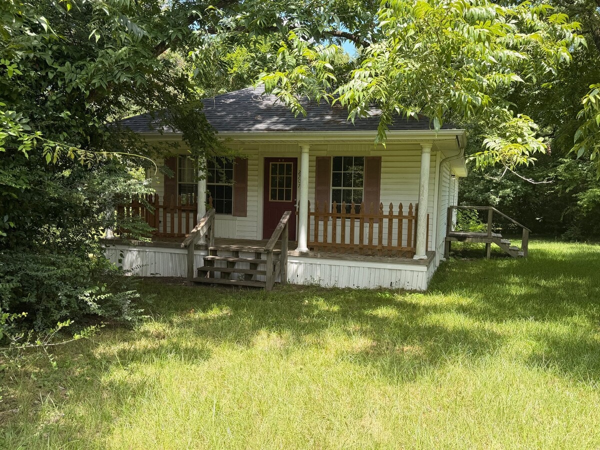 Photo - 2707 S Chestnut St