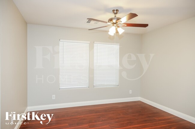 Photo - 152 Calm Morning Ave