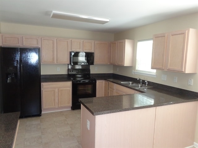 Photo - 4613 Cades Cove Dr