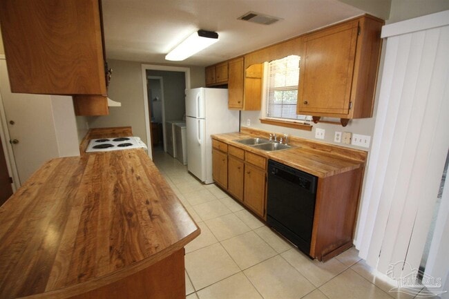 Photo - 6930 Heather Oaks Dr