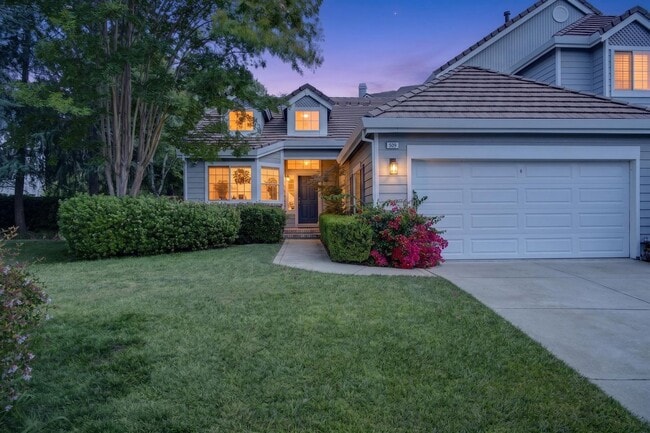 Building Photo - Single-Story Black Diamond Beauty on a Quiet Court with Private Backyard!!