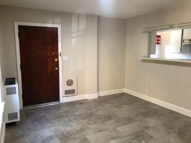 Photo - North side, quiet and spacious one bedroom is walking distance to the north side of the UC Berkel... Unit Apt 1689