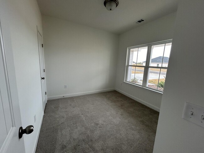 Photo - 23 McClelland Rd