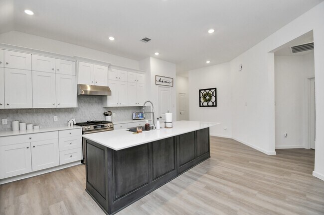 Photo - 29418 Amber Pne Ct