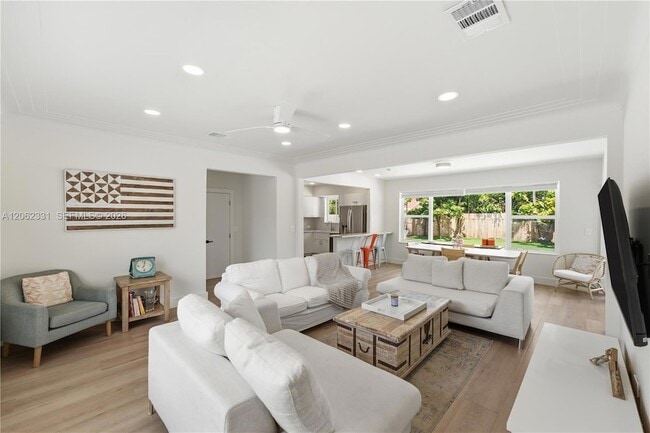 Photo - 10801 Peachtree Dr