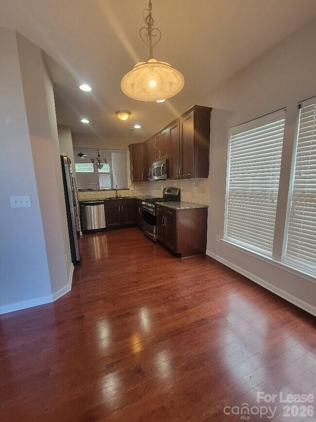 Photo - 2339 Whitford Ln