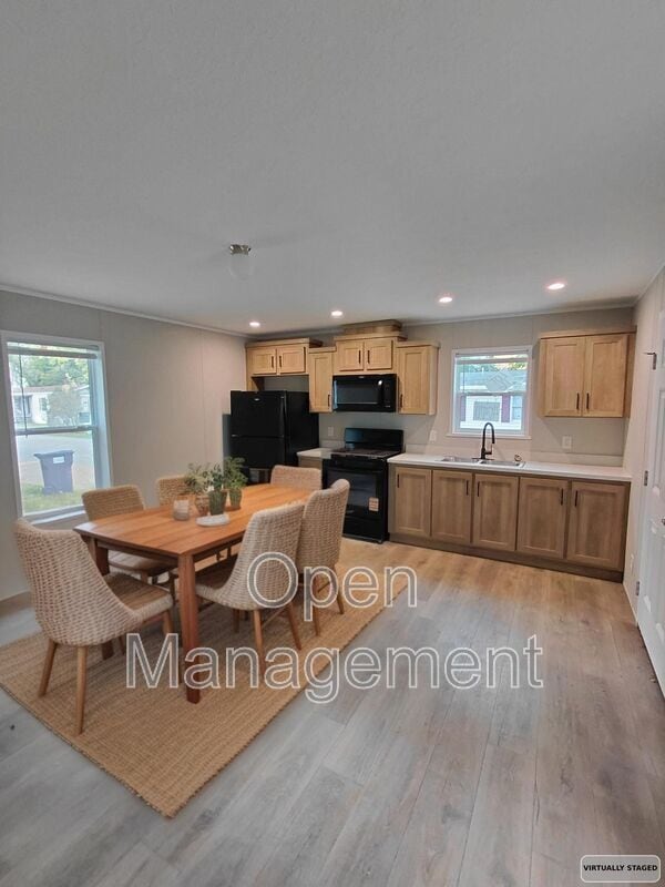 Photo - 301 Mantle Ave