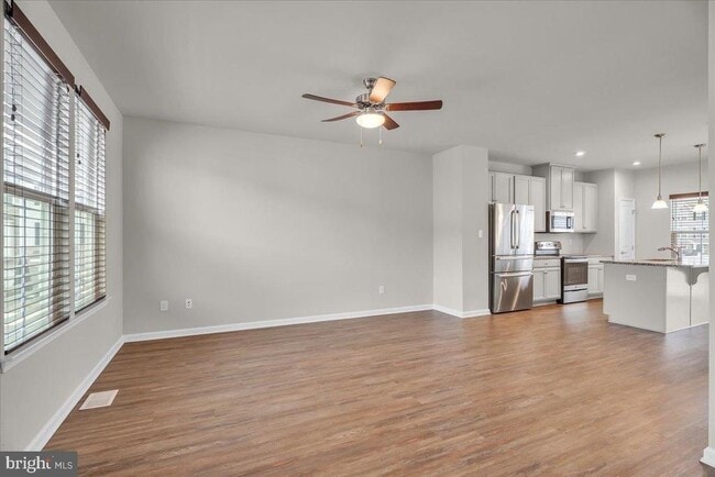 Photo - 2 Kohlmyer Dr