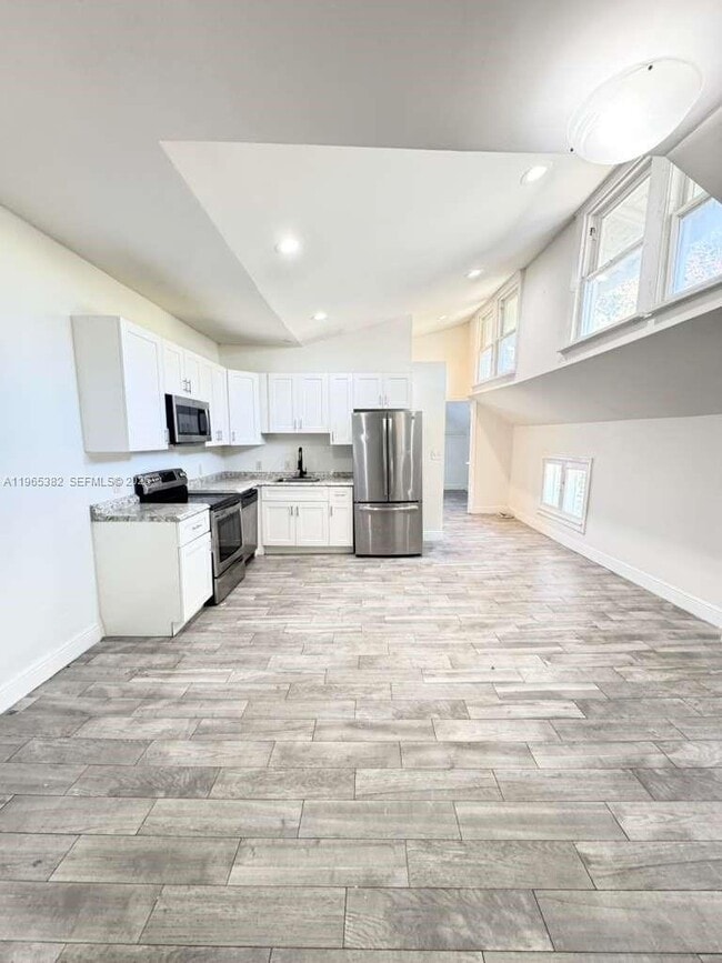 Photo - 605 S J St Unidad 3