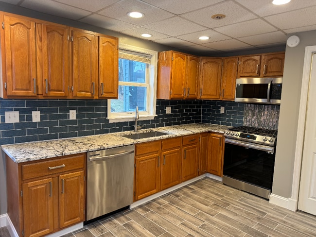 Photo - 100 Nesbitt St Unit 2