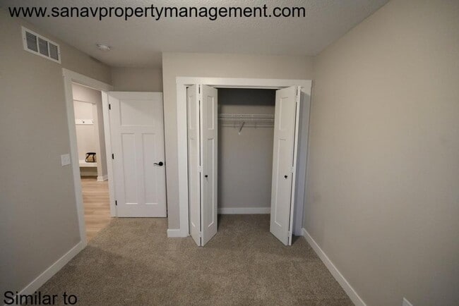 Photo - Beautiful 3 Bed Ranch Home w/ fully finished basement in Prime Norwalk Location