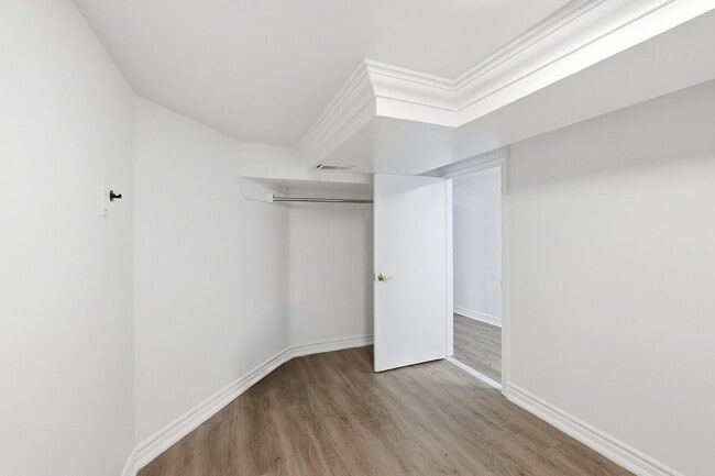 Photo - 284 Euclid Ave