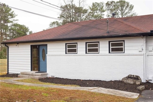 Photo - 5022 Fairmont Rd SE