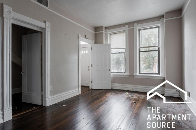 Photo - 2031 W Moffat St Unit 3