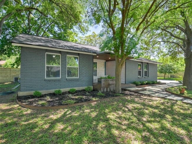 Photo - 6605 Clubway Ln