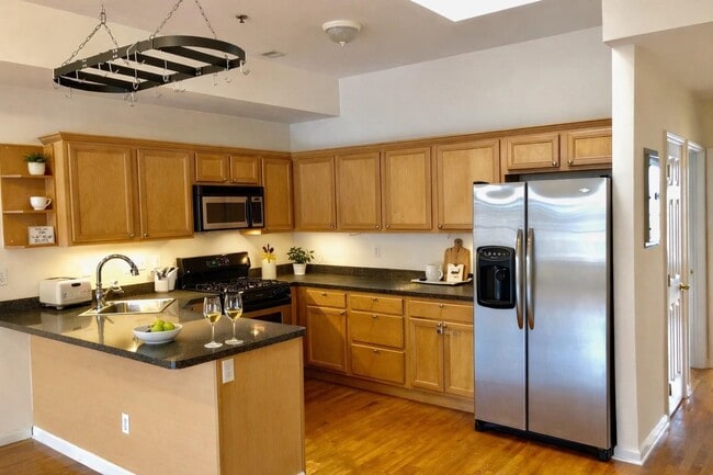 Photo - 505 Monroe St Unit 4A