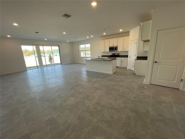 Photo - 5267 Dagenham Dr