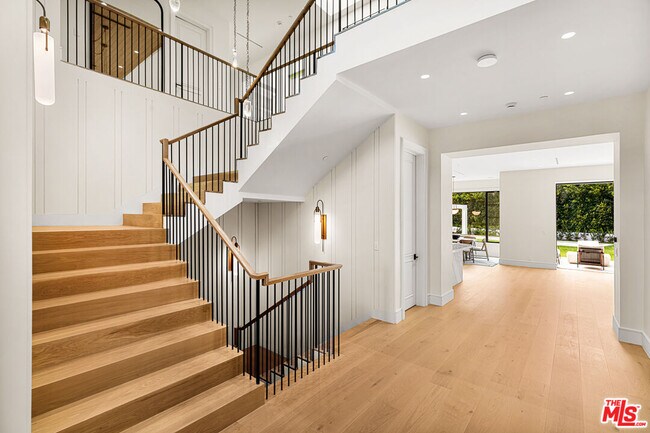 Photo - 415 N Cliffwood Ave
