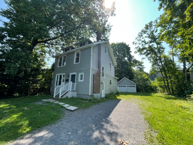 Building Photo - 2556 Van Vranken Ave. Rental