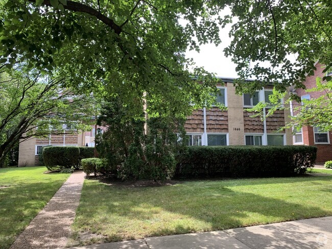 Building Photo - 1646 2nd St Rental