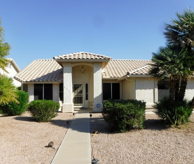 Building Photo - Beautiful 3bdrm-2ba in Mesa