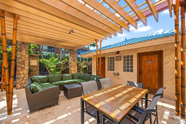 Photo - West Maui Breakers 1BR Rental | Pool, Spa, AC & Prime Honokowai Location Unit D21