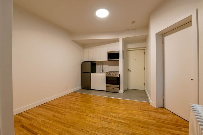 Photo - 3495 Av Van Horne