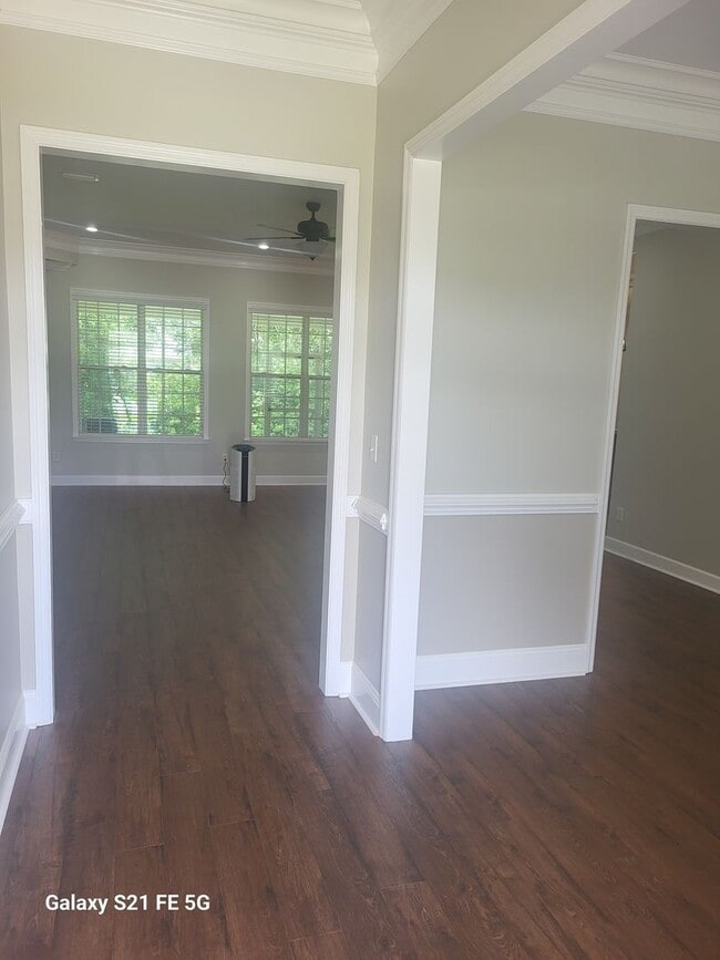 Photo - 4 bedroom, 3 bath, 2145 sq ft home
