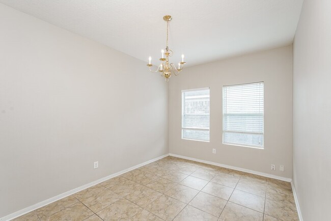 Photo - 18423 Knob Hill Lake Ln