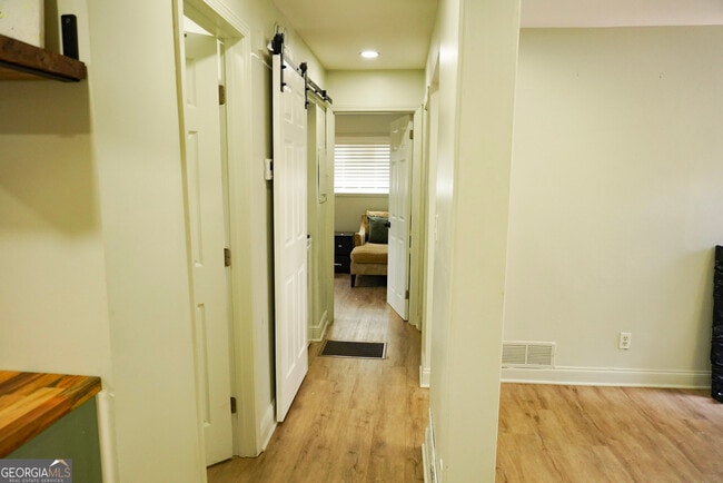 Photo - 1875 Dunlap Ave