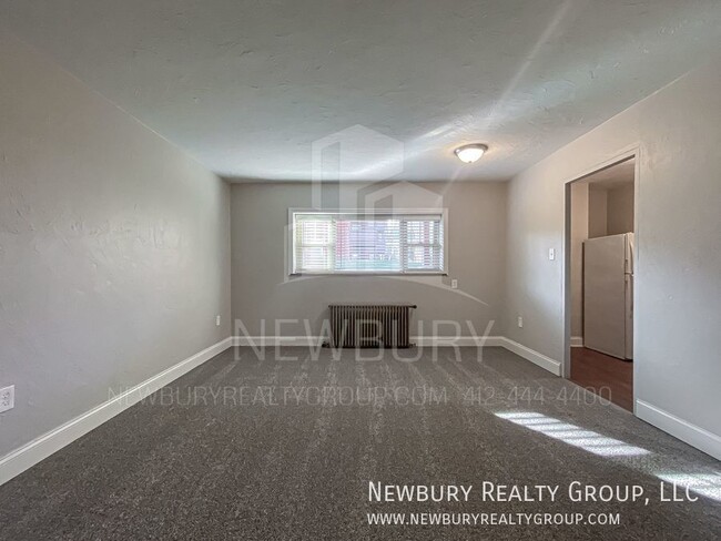 Discover Urban Tranquility: 2-Bedroom Gem ... - Discover Urban Tranquility: 2-Bedroom Gem ... Unit Apt. B