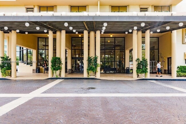 Photo - 10185 Collins Ave Unit 1114