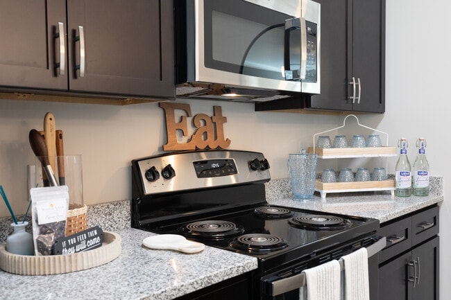 Photo - Palisades at Hickory Creek