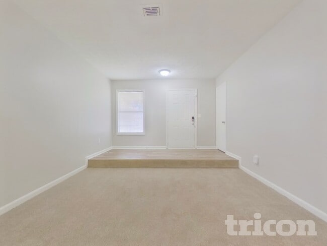 Photo - 459 Sweet Water Trail SE