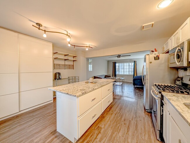 Photo - 8616 Hickory Ave