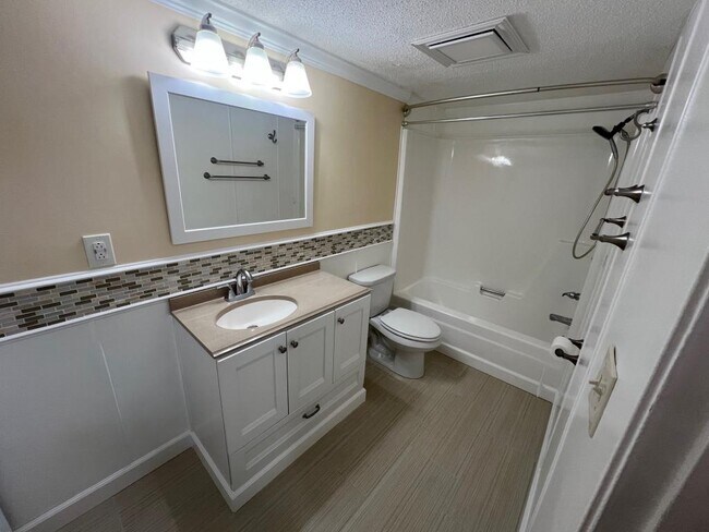 Photo - 6620 Willow Pointe Dr NW