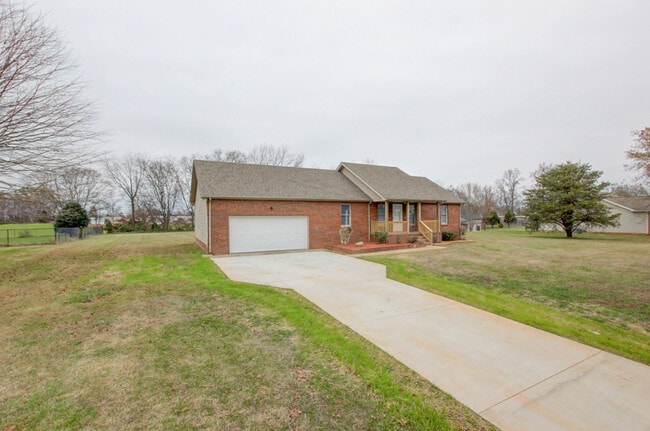 Photo - 2481 Clarksville Rd