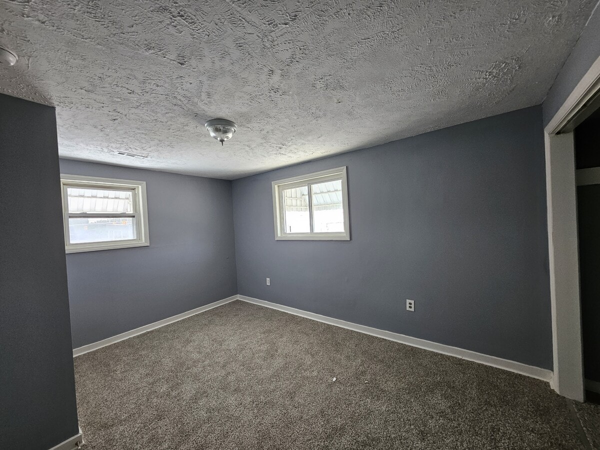 Photo - 108 Carter St