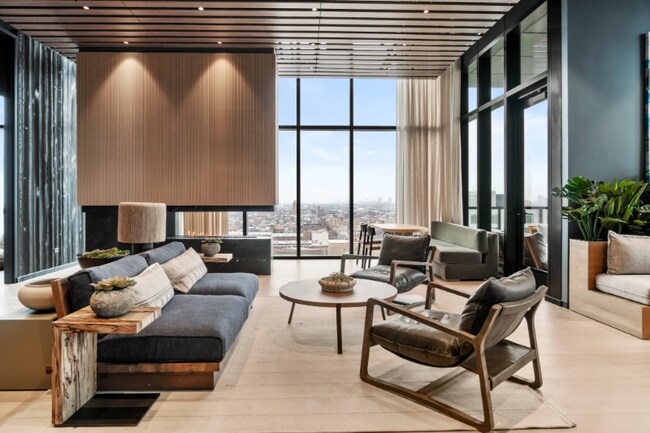 Photo - 1400 N Ada St