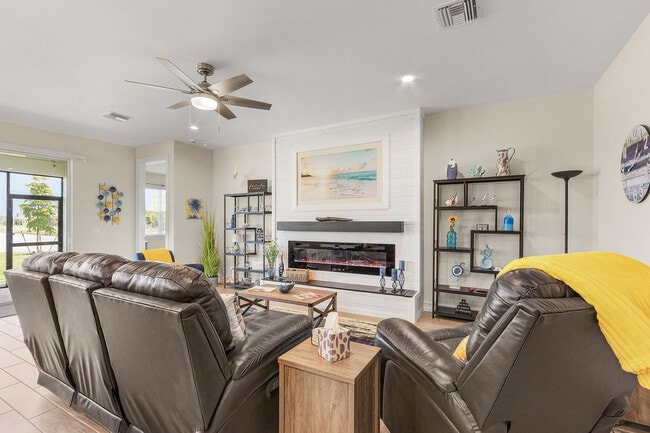 Building Photo - 275 Spg Hl Lk Lp Unit ID1248110P Rental